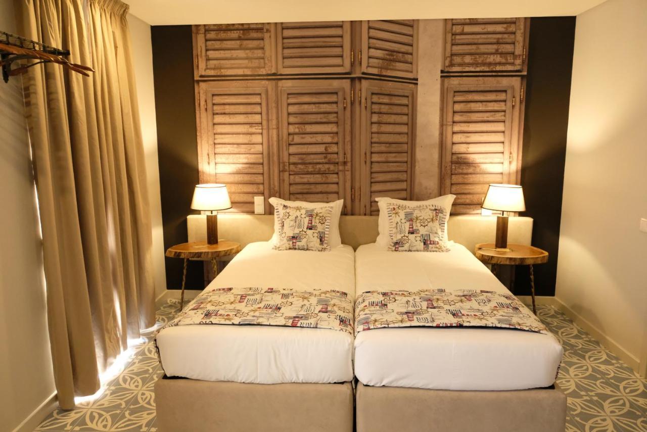 Praia da Vitória Royal Beach Hostel מראה חיצוני תמונה